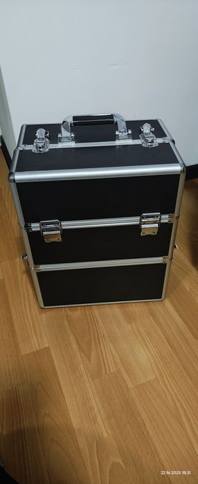 Kuferek kosmetyczny duży