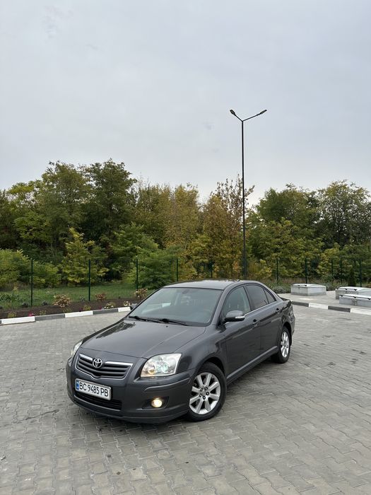 Toyota avensis 2008