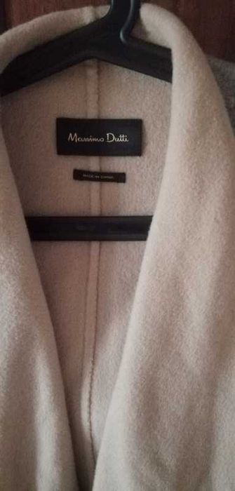 Wełniany płaszcz Massimo dutti