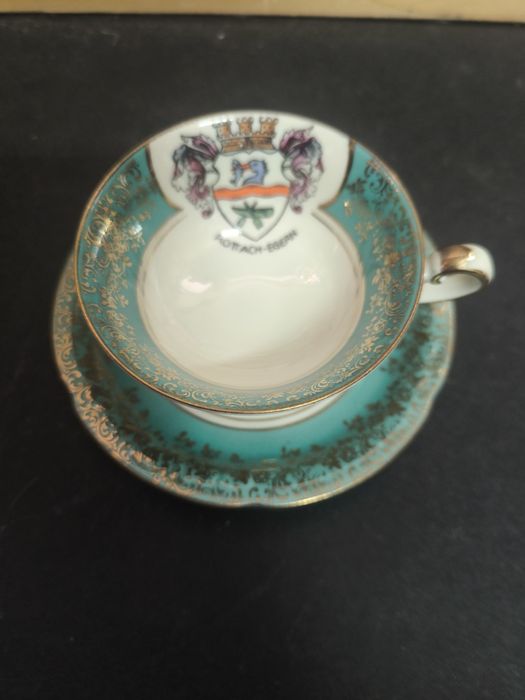 Pires de Colecionador - Alka Kunst Bavaria.
Elegante conjunto de chá e