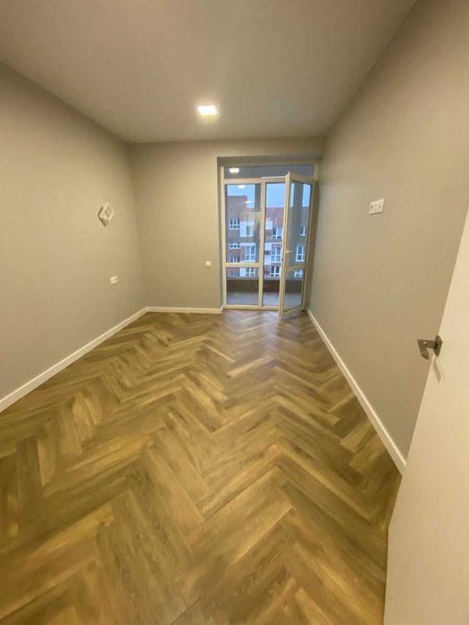 Продам 2 кімн. квартиру в новобудові з ремонтом