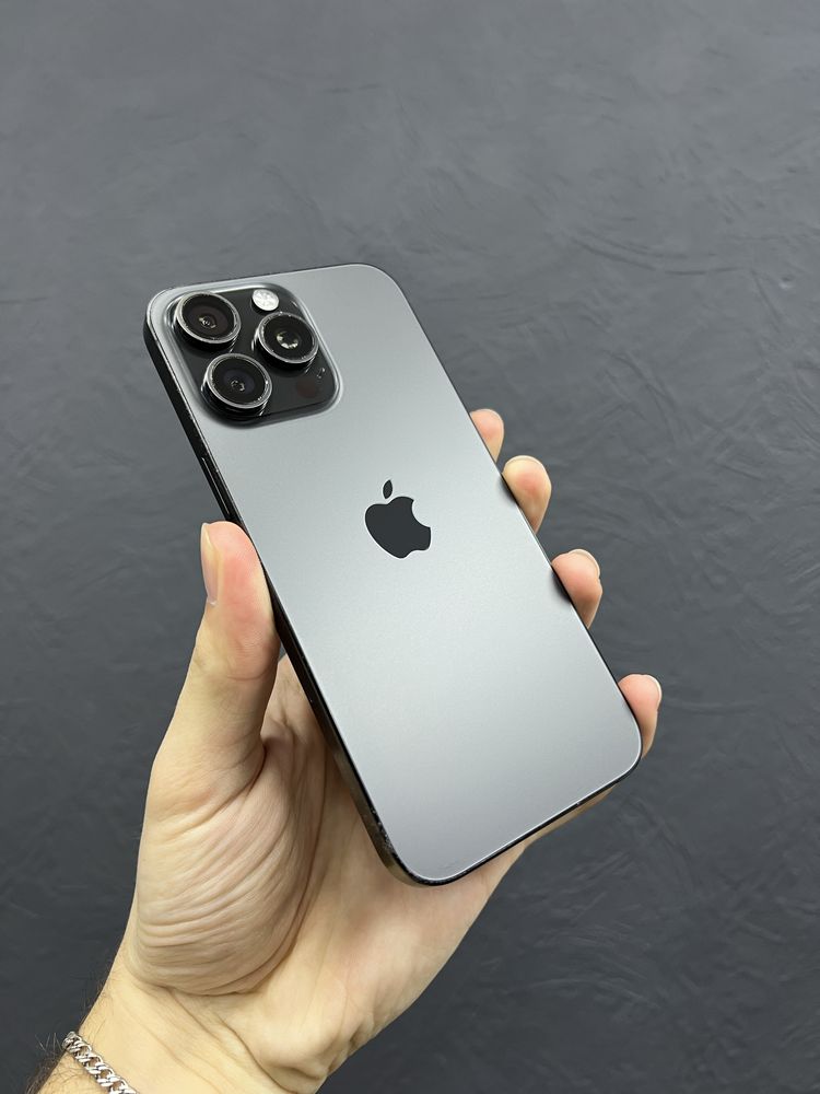 iPhone 15 Pro Max 256Gb Black Titanium Neverlock від Магазину