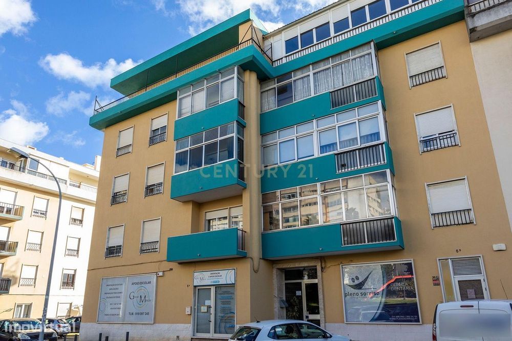 Apartamento T6 | Último Andar | 226m² | Quinta das Palmeiras, Oeiras