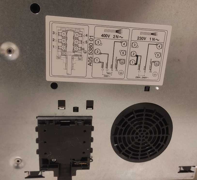 Варильна поверхня електрична Electrolux IPE6440KF