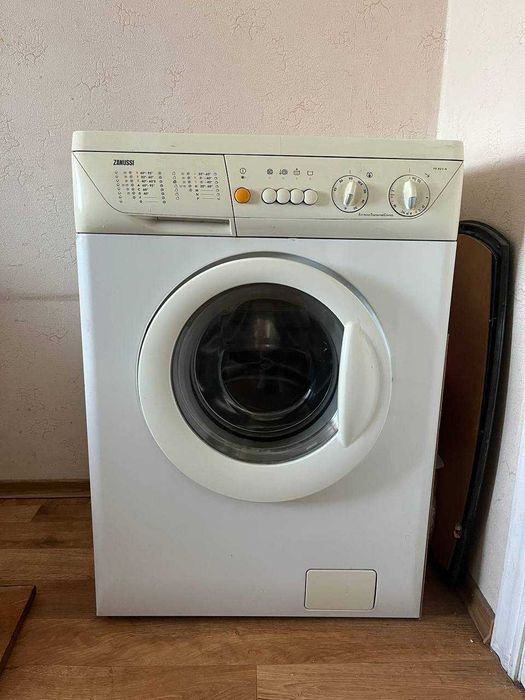 Пральна машина/стиральная машина Zanussi FV 825 N