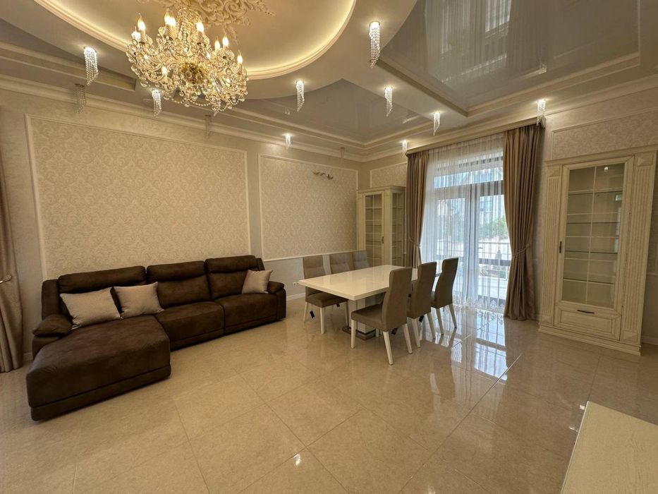 Продажа Дома в Совиньоне, 193 м², 5 соток