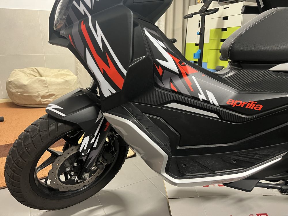 Aprilia SR GT 125