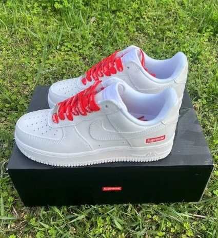 Nike Air Force 1 Low Supreme White 43