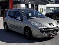 W bardzo niskiej cenie sprzedania Peugeot 207 sw 1.4 benzyna 2009 r