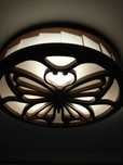 Designerska lampa sufitowa z mahoniu, motyw motyla!