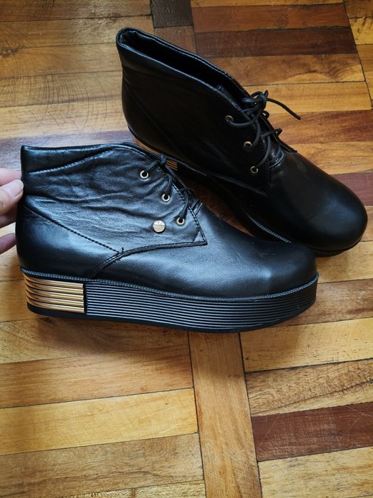 Чоботи демісезон 39р