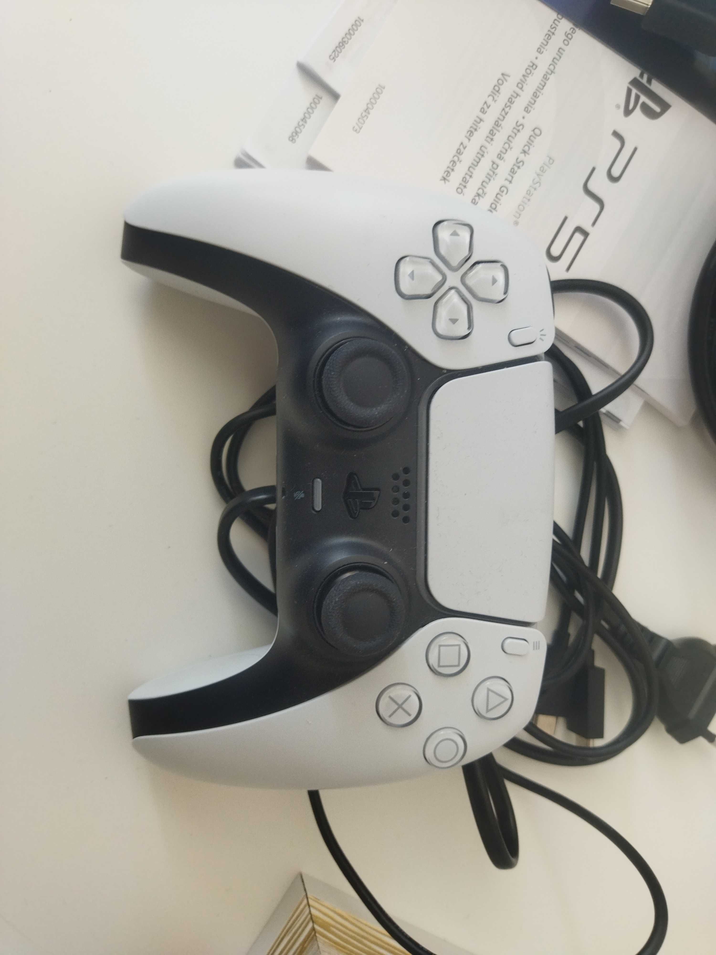 PlayStation®5 MODEL CFI-2016