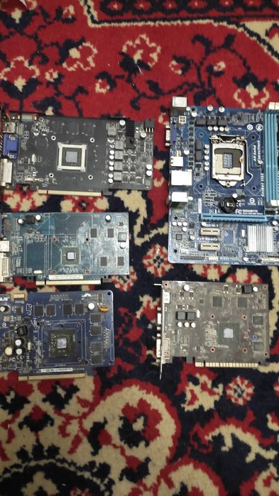 Видеокарта и материнская плата