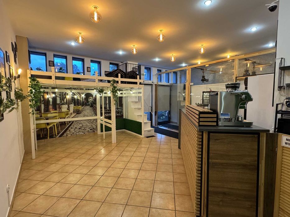 Sala do rezerwacji na godziny w kawiarni - Centrum Katowic