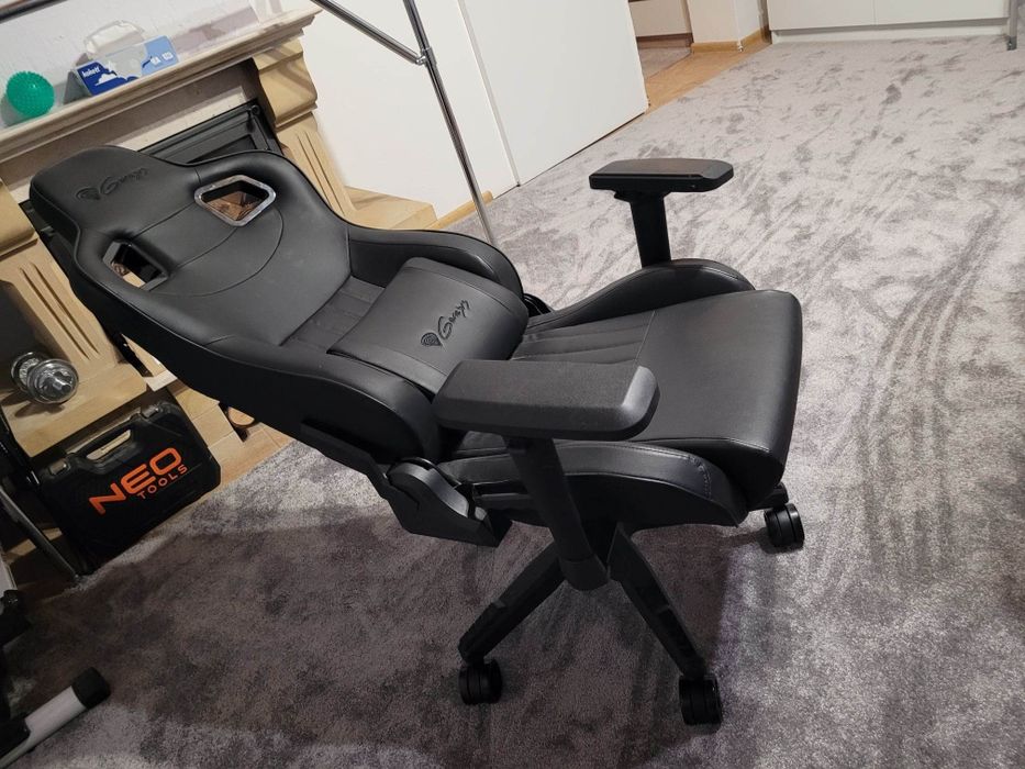 Fotel krzeslo gamingowe