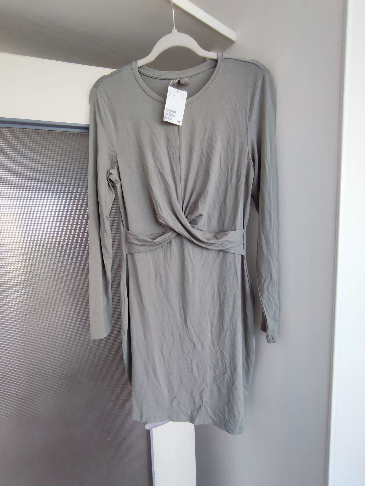 Sukienka khaki z marszczeniem z długim rękawem krótka do uda mini L XL