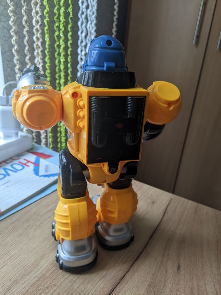 Іграшка Робот продам
