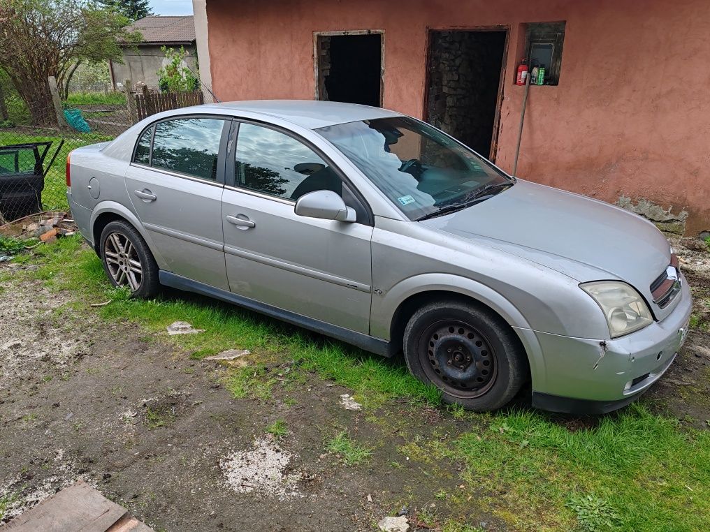 Opel Vectra 2.2 dti 3003rok uszkodzona