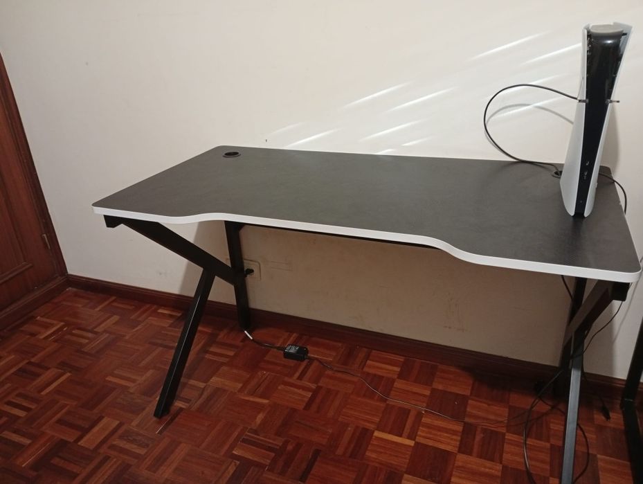 Mesa Gamer excelente estado