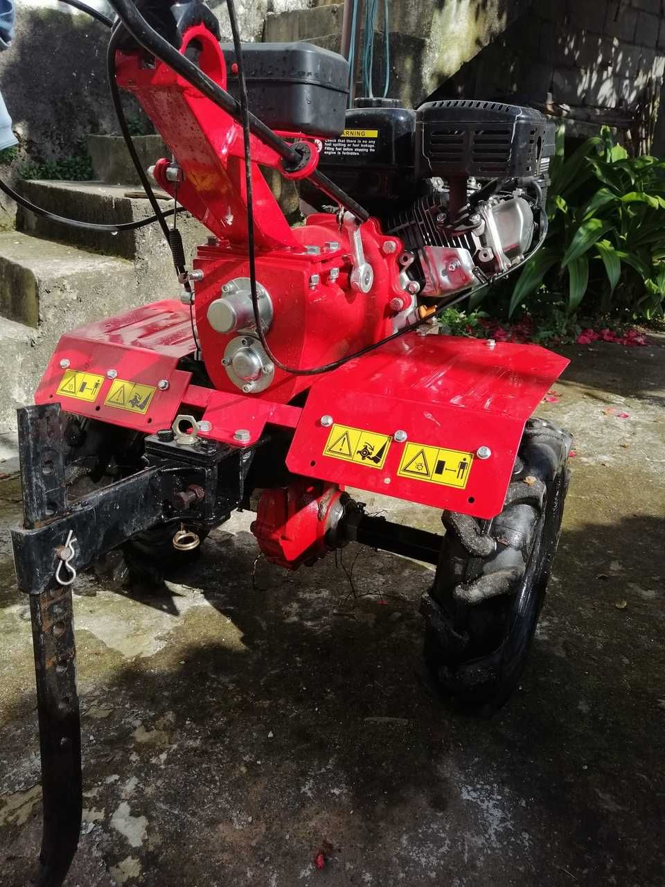 Vendo moto-cutivadora