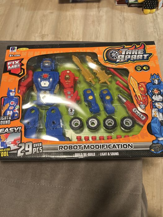 Конструктор робот на шурупах отвертка