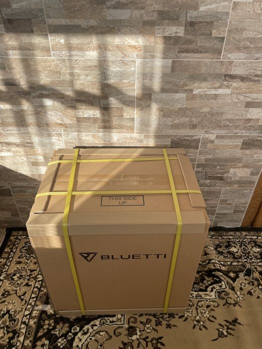 Зарядна станція BLUETTI AC200MAX