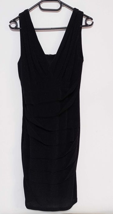 Czarna sukienka rozmiar 36/38