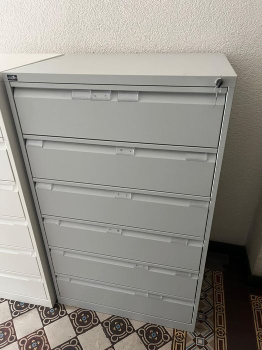 Szafy kartotekowe magazynowe garażowe i biurowe archiwalne