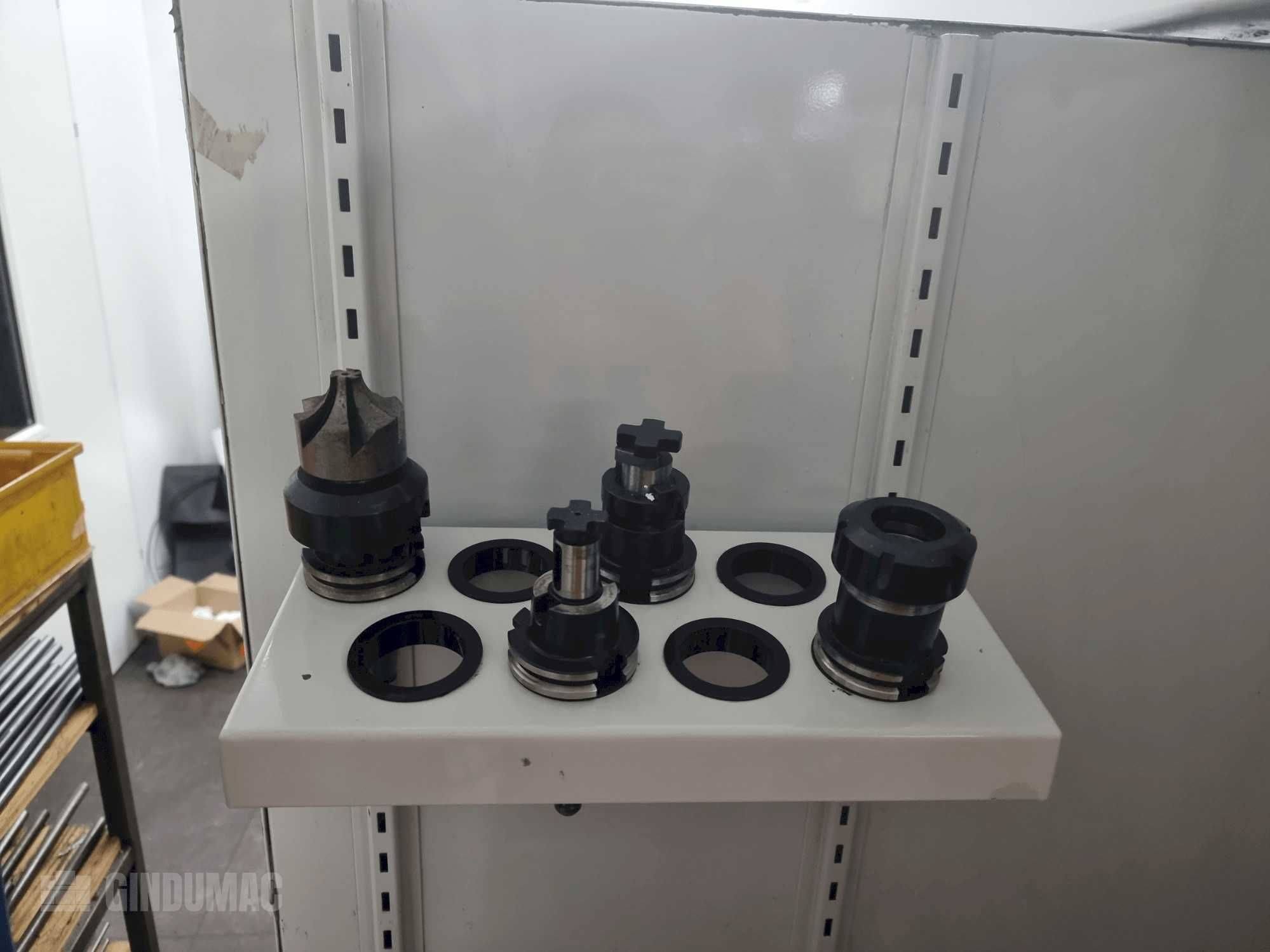 Frezarka HAAS VCE 550