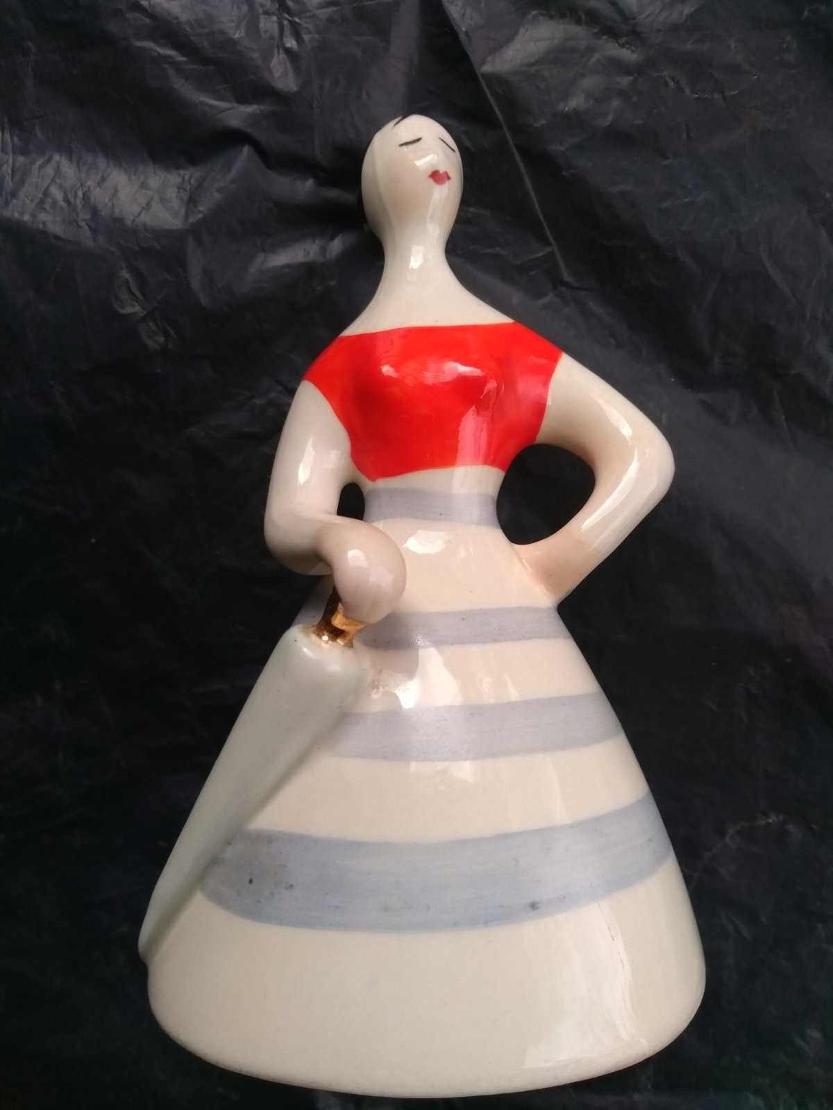 Фарфоровая статуэтка "Девушка из зонтиком " / "Модница"