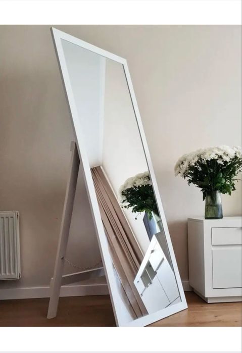 Дзеркало підлогове біле
