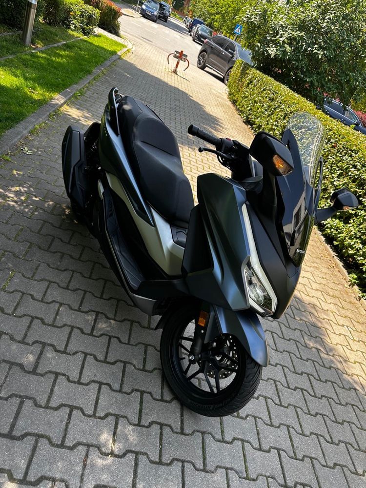 Honda Forza  281 km Przebiegu 350/125 Kat B