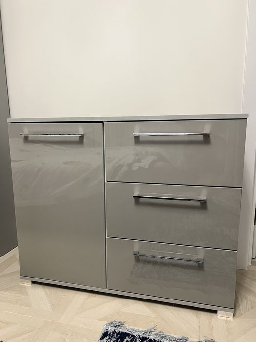 Шкаф 3 дверний і комод