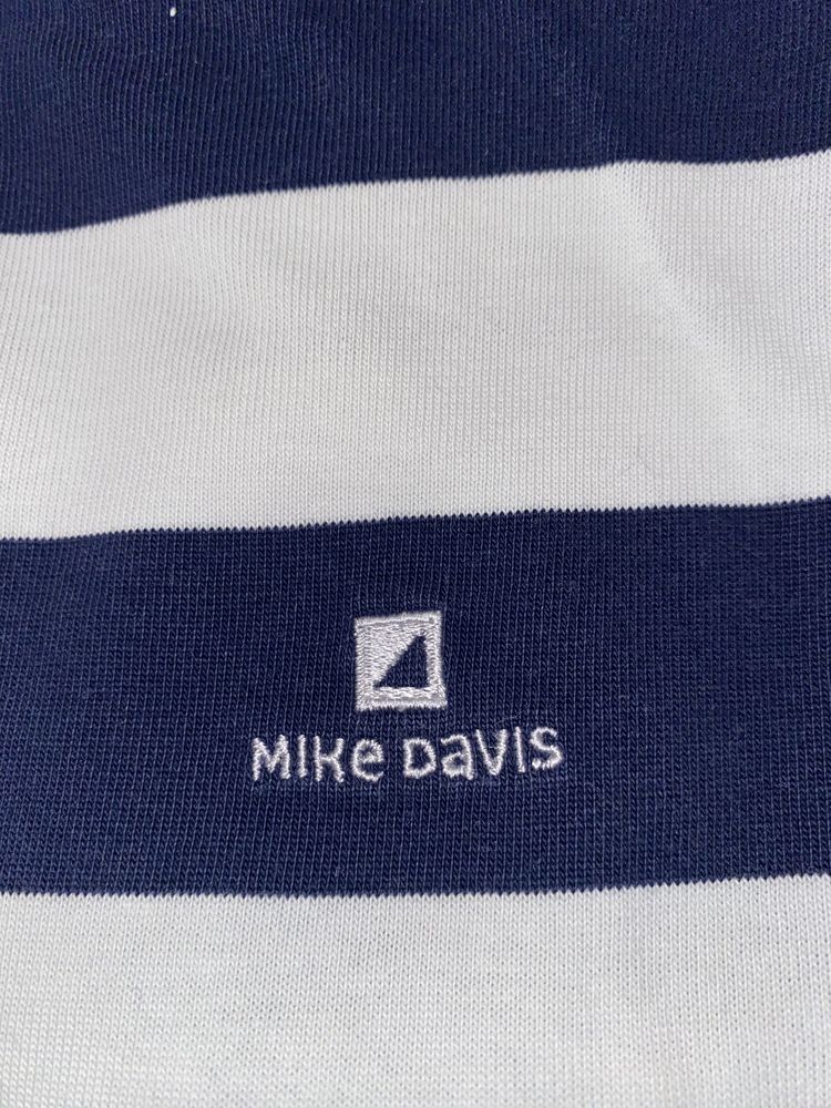 Camisola mike davis as riscas