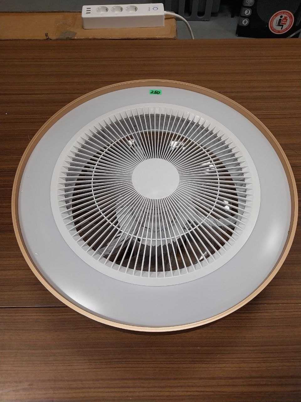 Ciche wentylator sufitowe z lampą LED