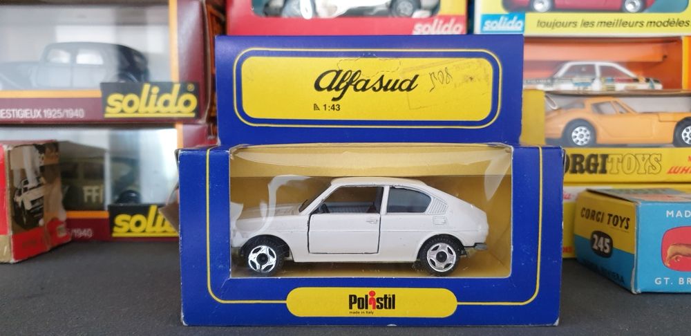 Politoys polistil Alfa Romeo Alfasud z oryginalnym pudełkiem 1/43