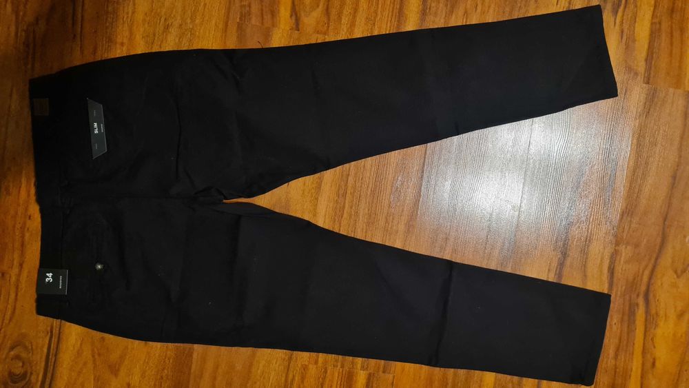 Spodnie Reserved rozmiar 34 NOWE