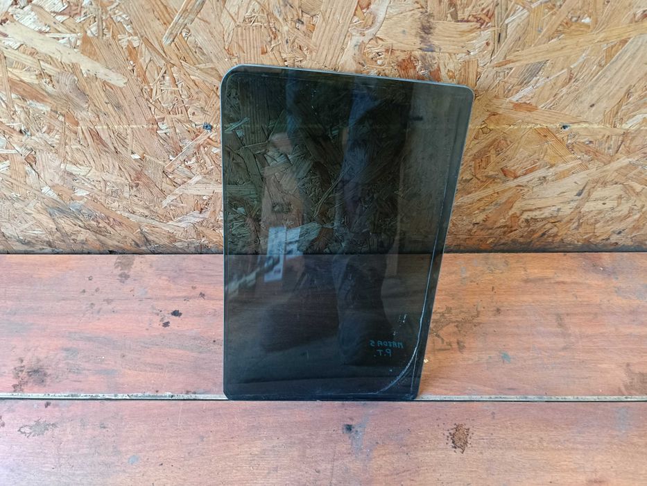 Szyba drzwi prawy tył MAZDA 5