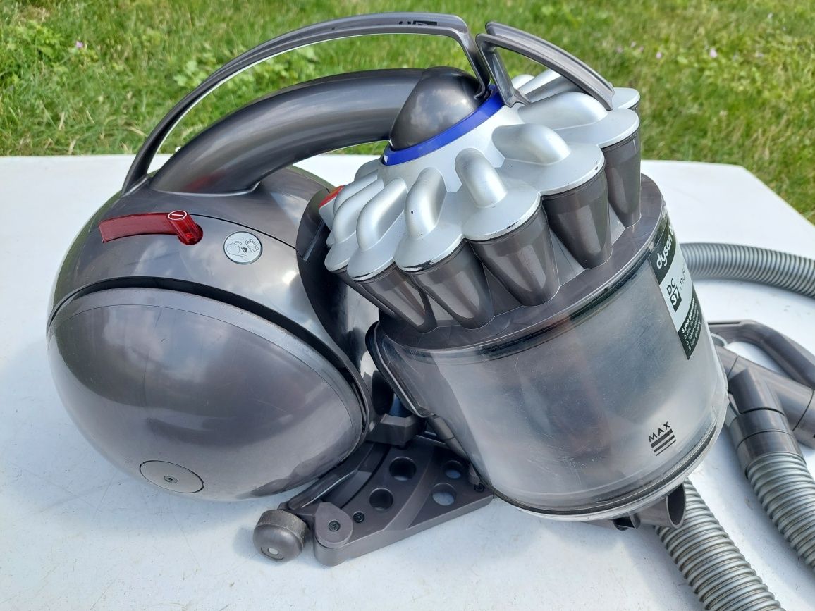 Odkurzacz dyson dc 37