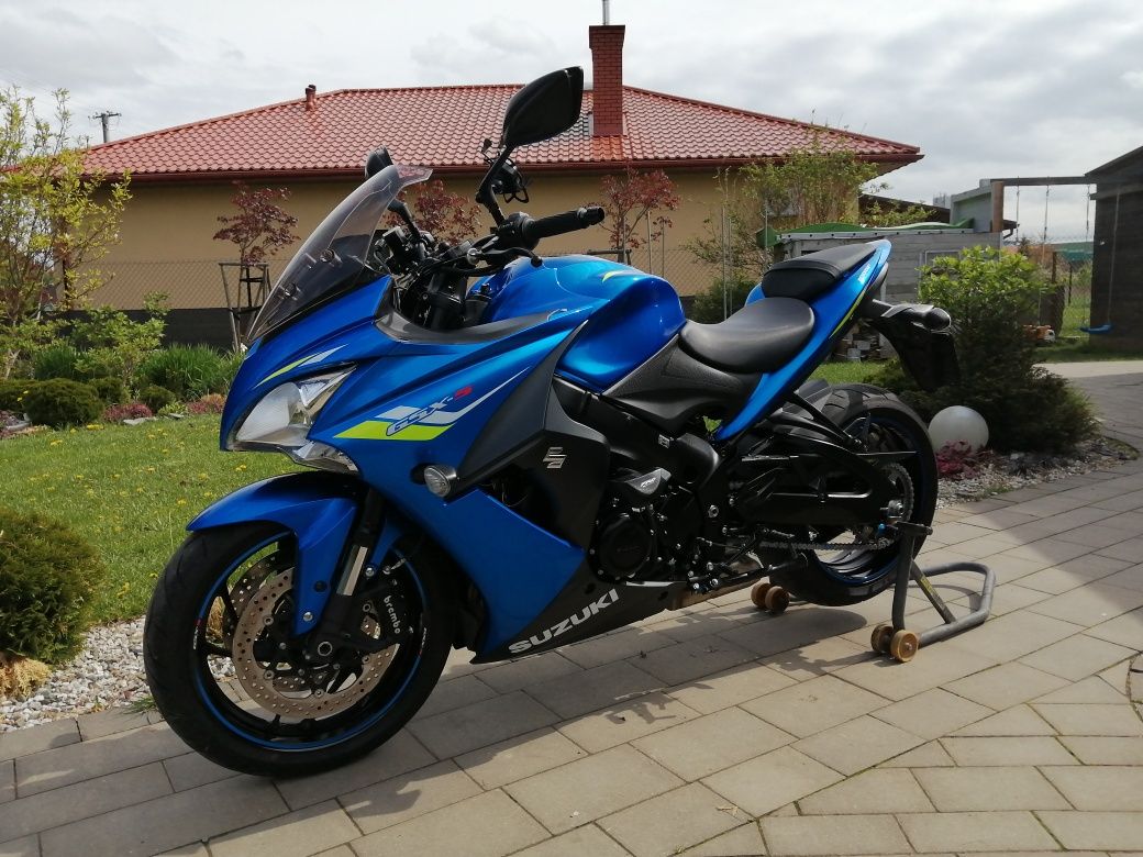 Suzuki Gsx-S 1000 F