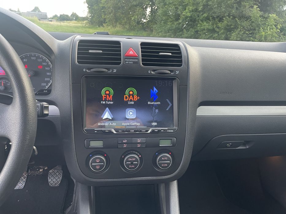 Продам свіжопригнану Volkswagen Jetta