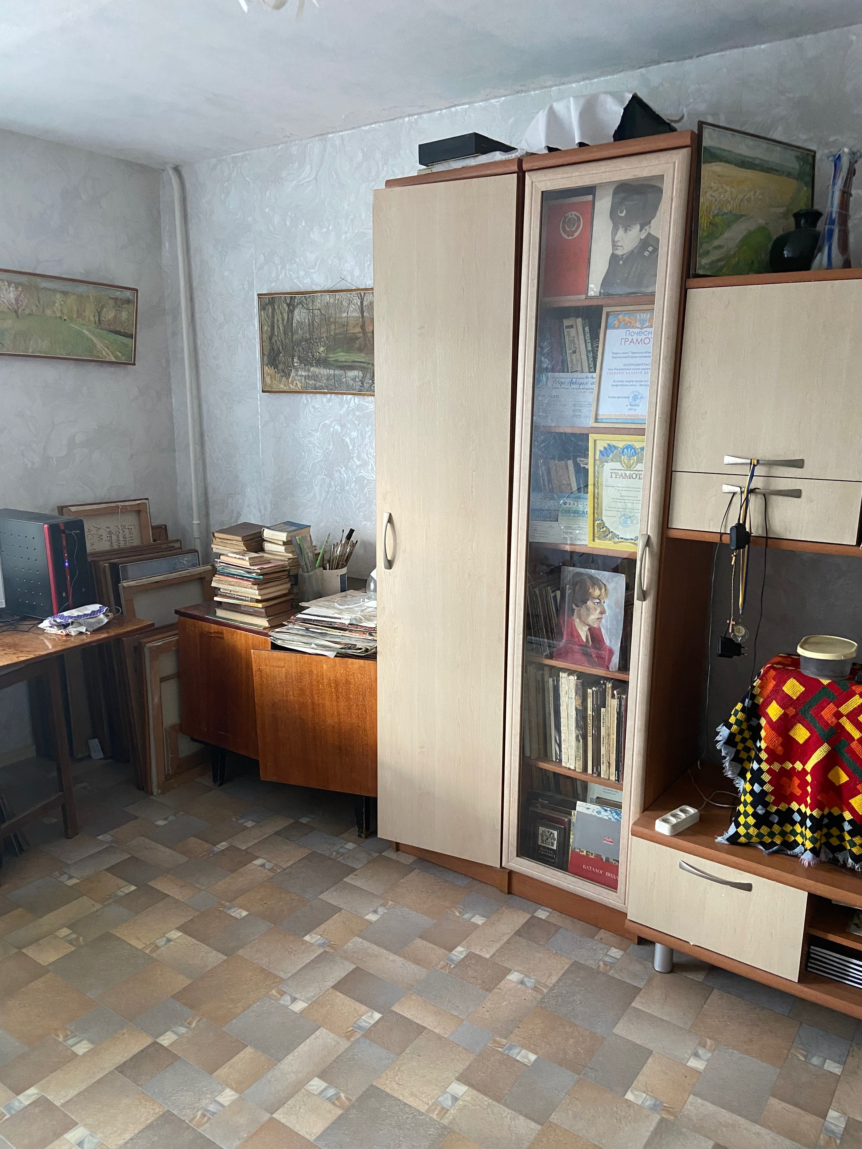 Продам 1к квартиру, 2 поверх - 35.5м2, м.Сміла, вул.Б.Хмельницького.