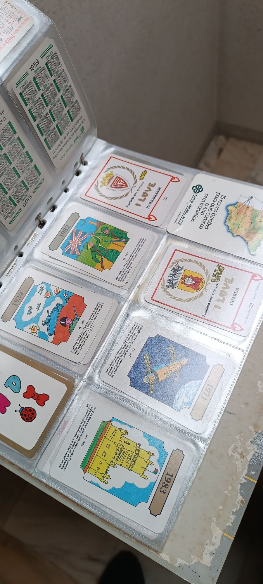 Dossier 470 calendários antigos