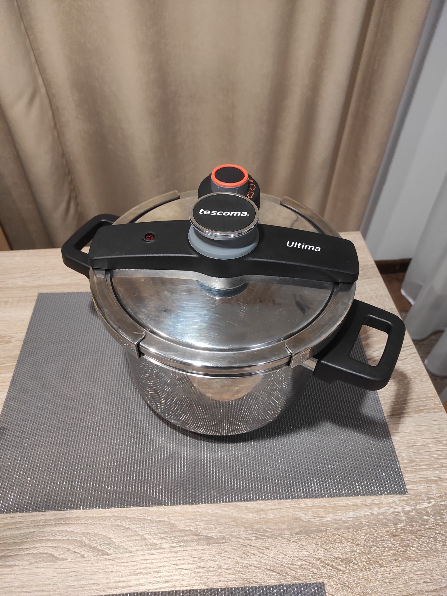 Szybkowar Tescoma Ultima+ 6 l