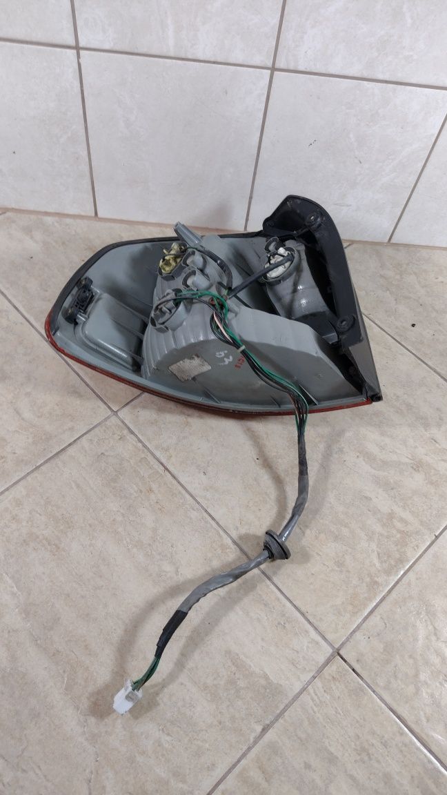 Hyundai Santa fe 01-06 lampa prawy tył oryginał wysyłka olx