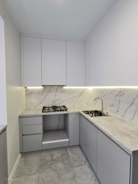 Продаж 1к квартири 42 кв. м на вул. Кармелюка ЖК Авіла