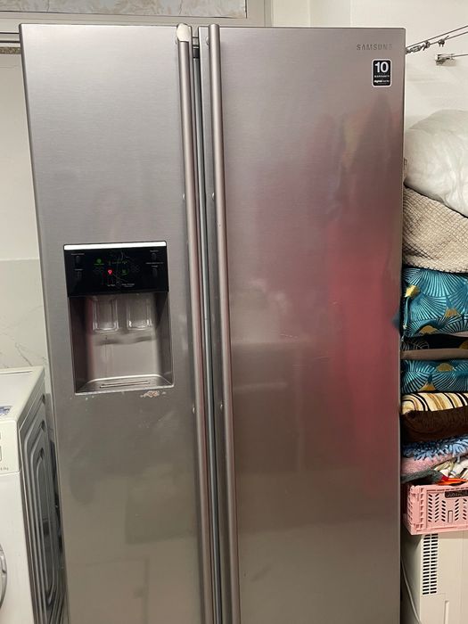 Frigorífico americano