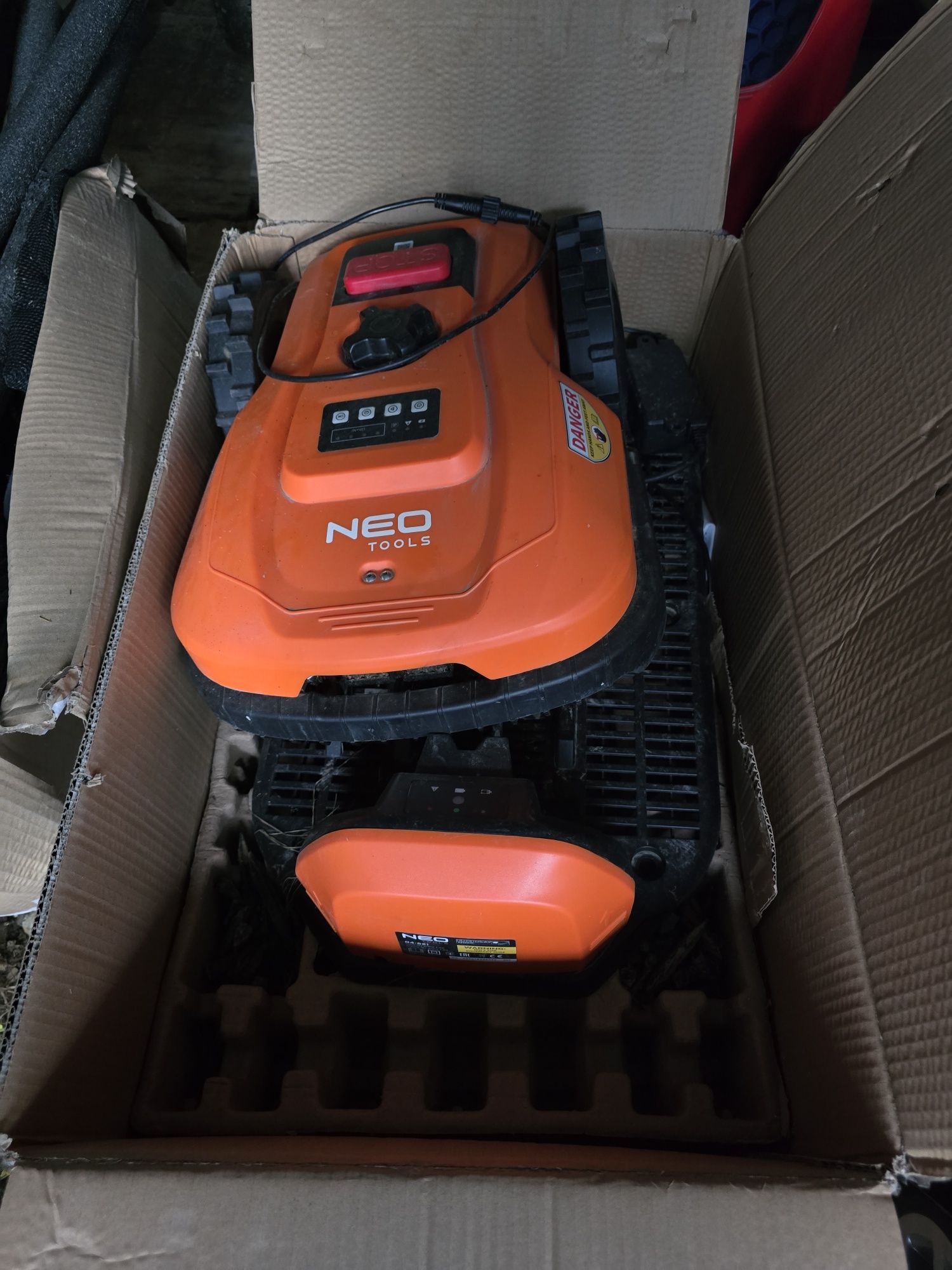 Robot koszacy neo tools