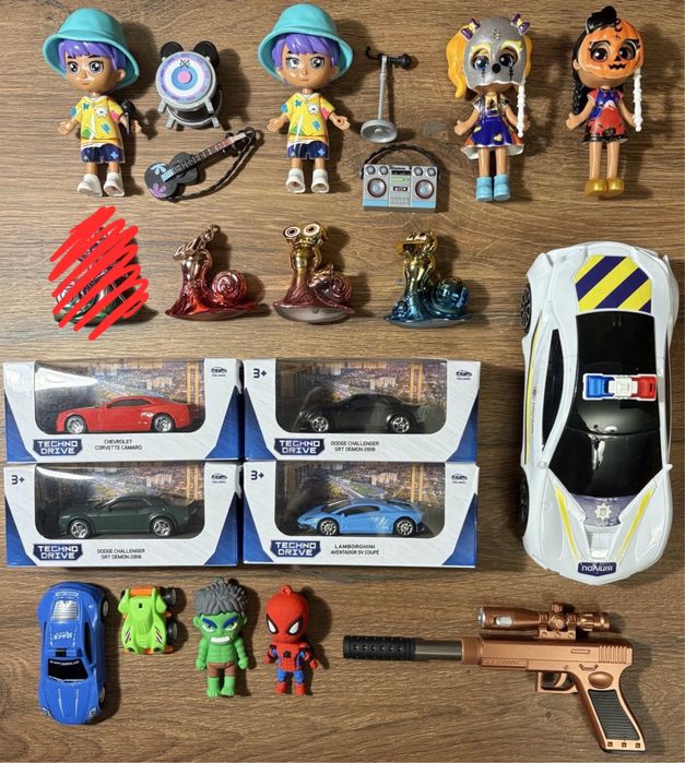 Іграшки кіндер (Kinder mario, natoons, marvel, playmobil)