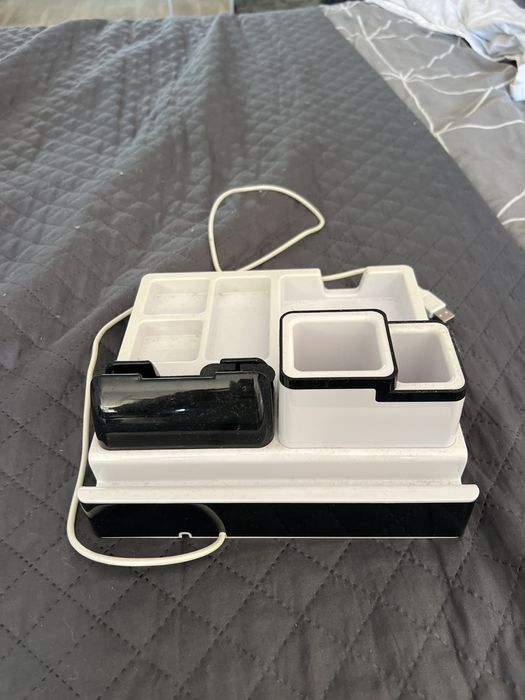 Organizador de Secretária com Carregador USB